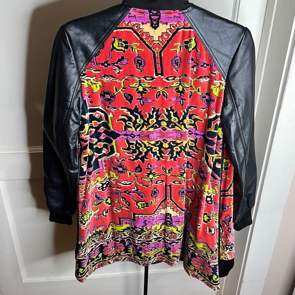 Free People New Romantics Just In Time Jacket Black Leather Floral Tapestry XS - Picture 5 of 6
